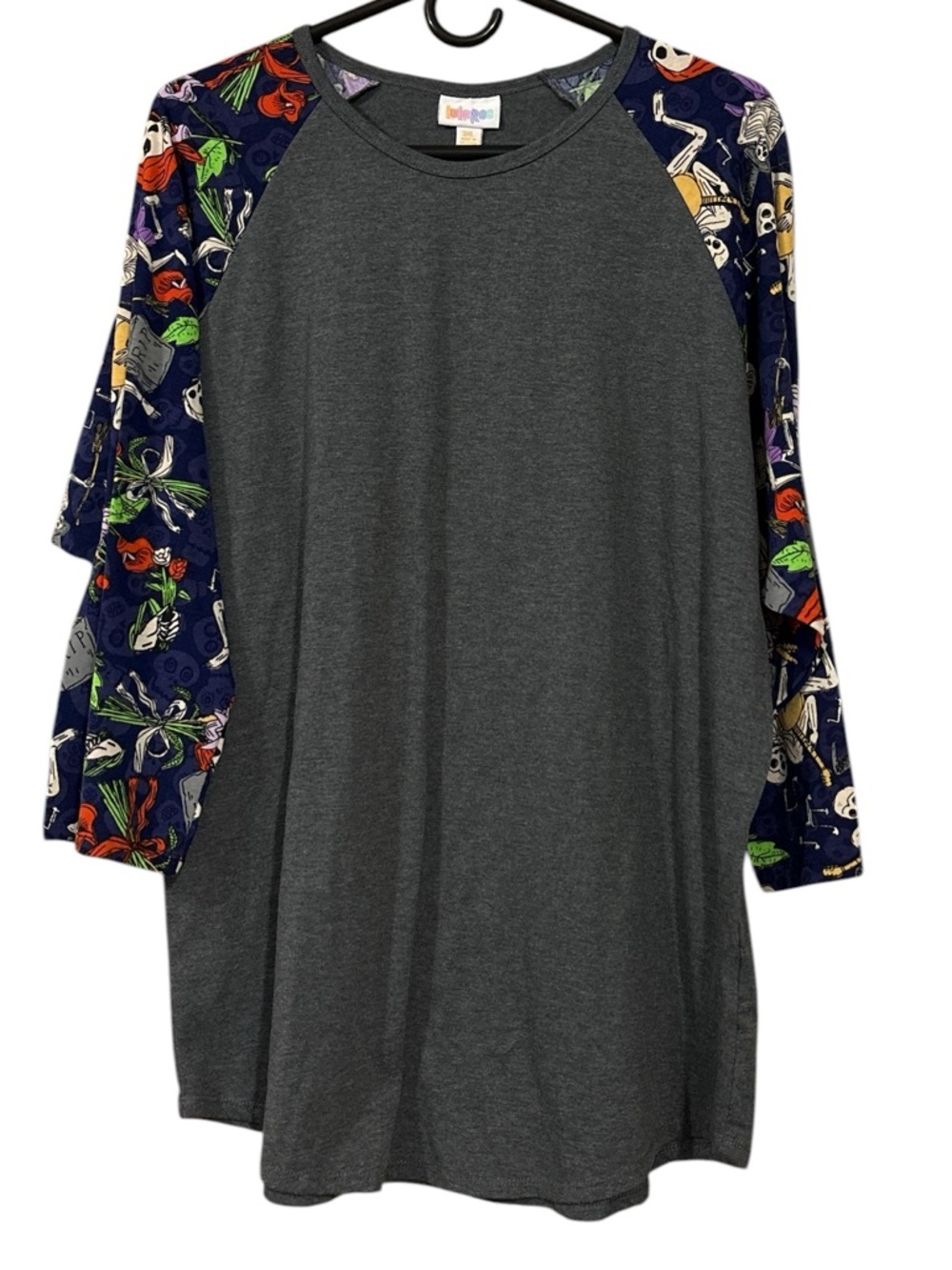 LuLaRoe Charcoal Gray Raglan Top with Navy Floral Skull Print Sleeves